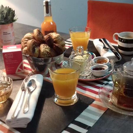 B&B Au Moulin De Riottier Jayat ภายนอก รูปภาพ